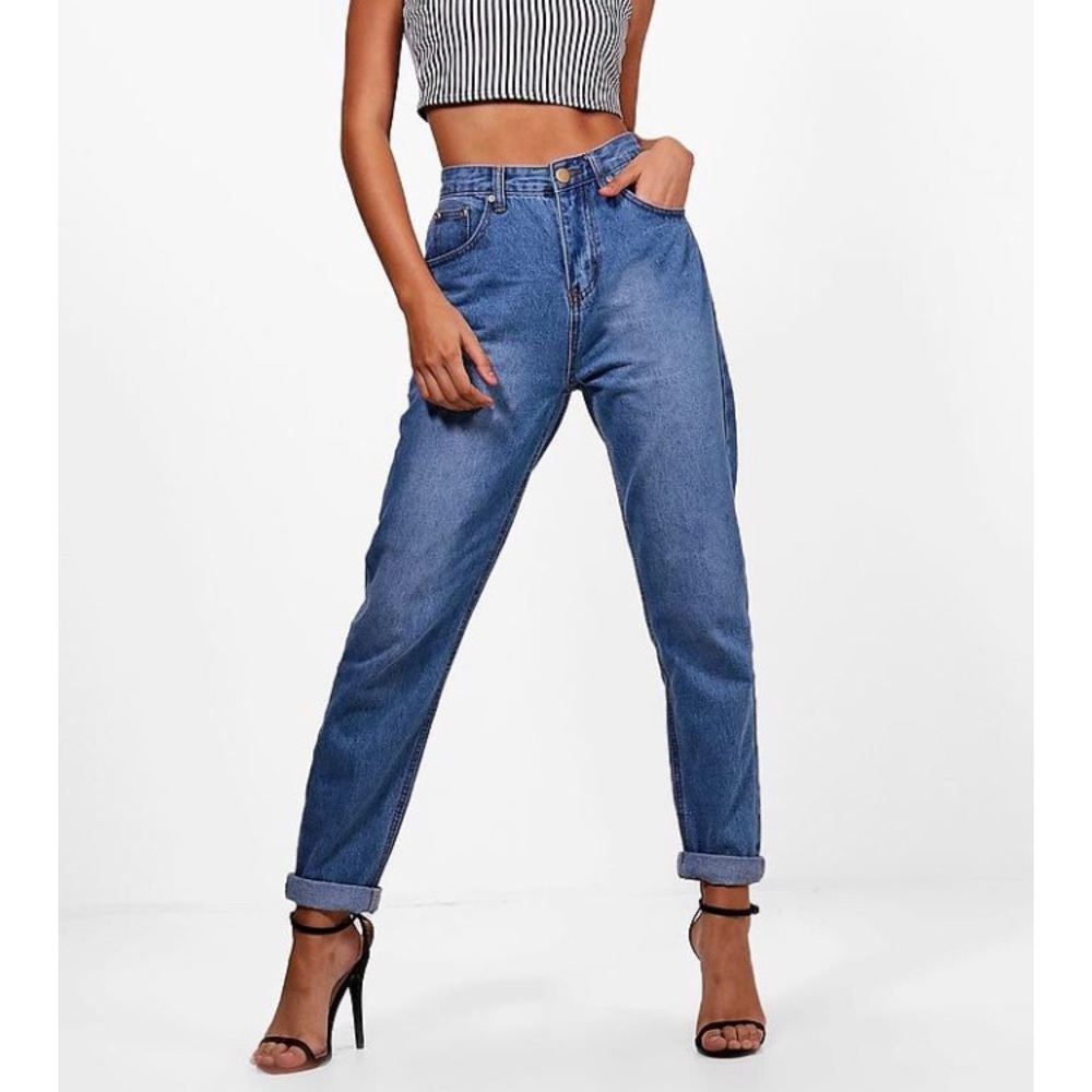 Boohoo high rise boyfriend jeans